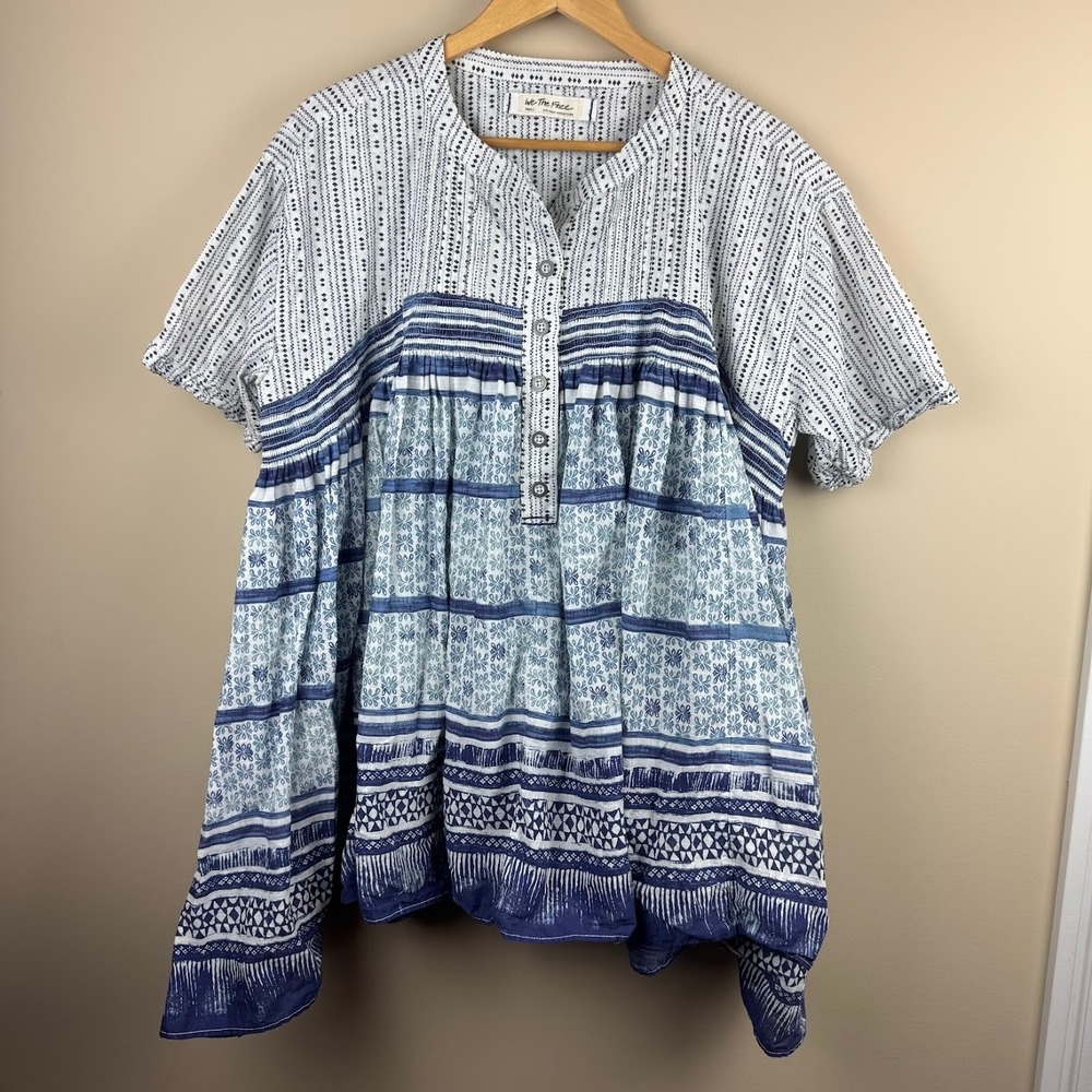 We The Free‎ Blue White Striped Floral Babydoll Top Boho Smocked Size Small